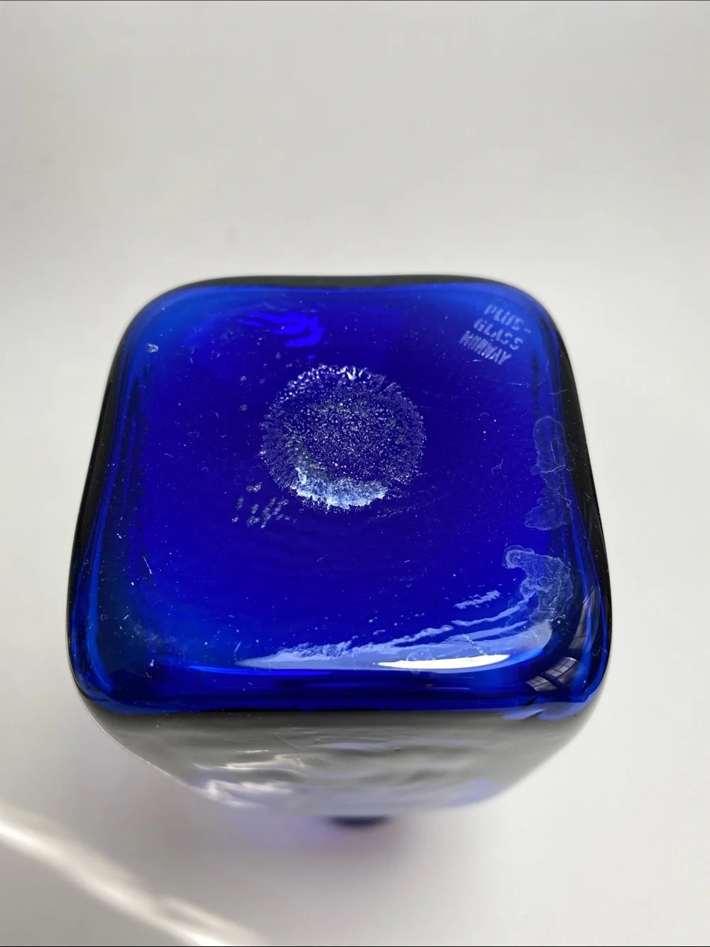 Vintage MCM 1960’s Glass Norway Richard Duborgh cobalt blue glass bud vase 9”